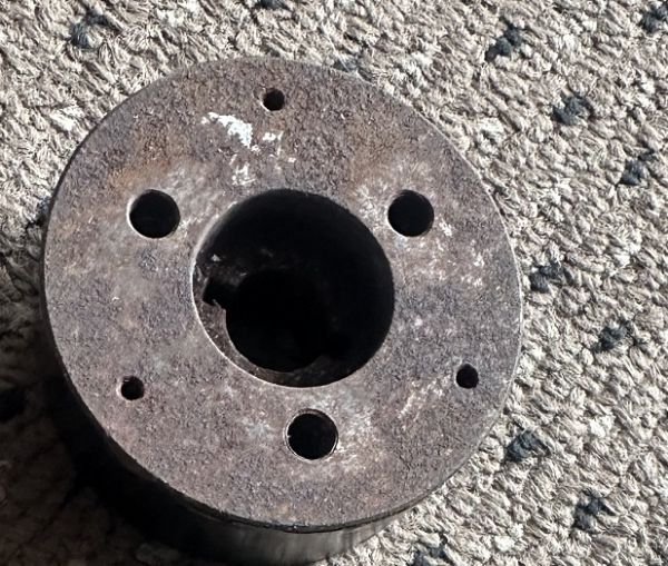 STEERING HUB/BOSS