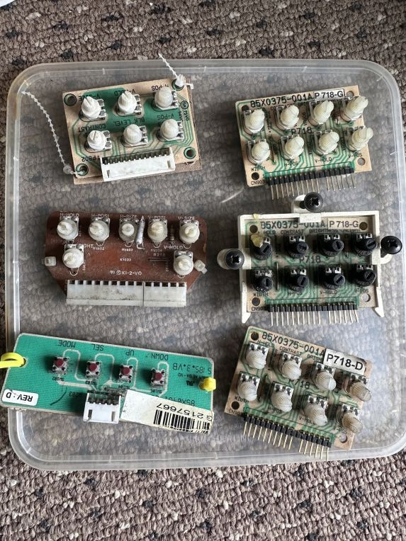 WELLS GARDNER CRT REMOTE BOARDS